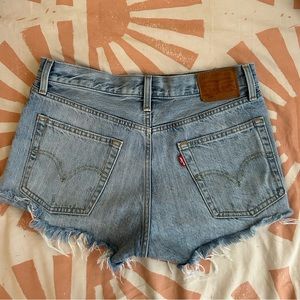 Levi’s shorts